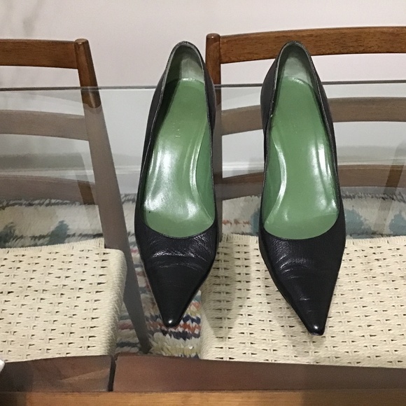 Gucci Black Pumps - Picture 1 of 4